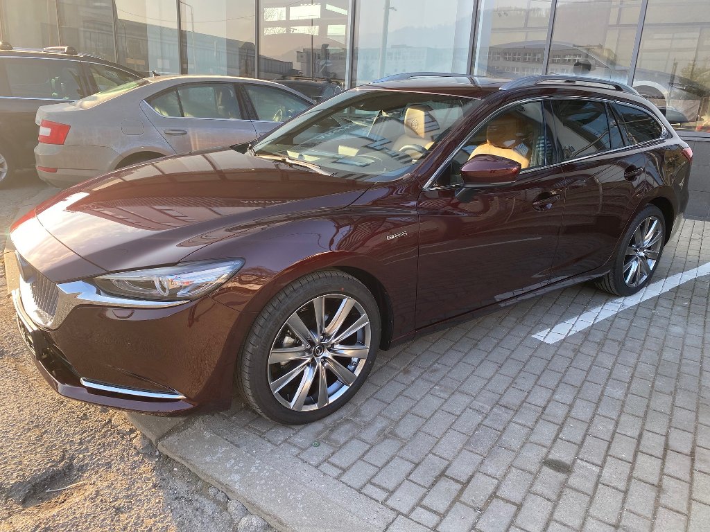Mazda 6