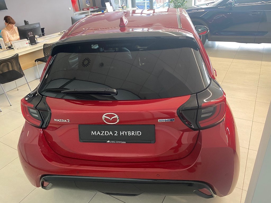 Mazda 2 Hybrid