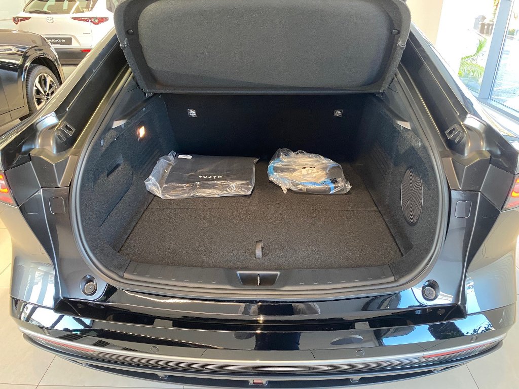 Mazda 6e