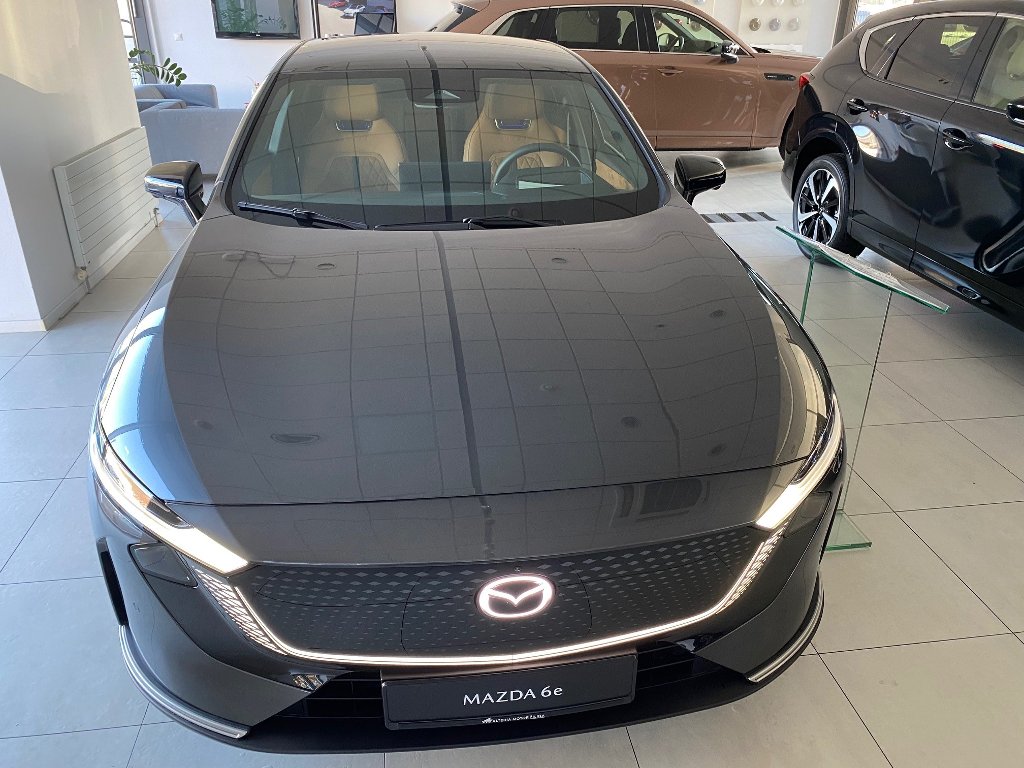 Mazda 6e