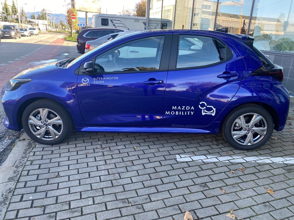 Mazda 2 Hybrid
